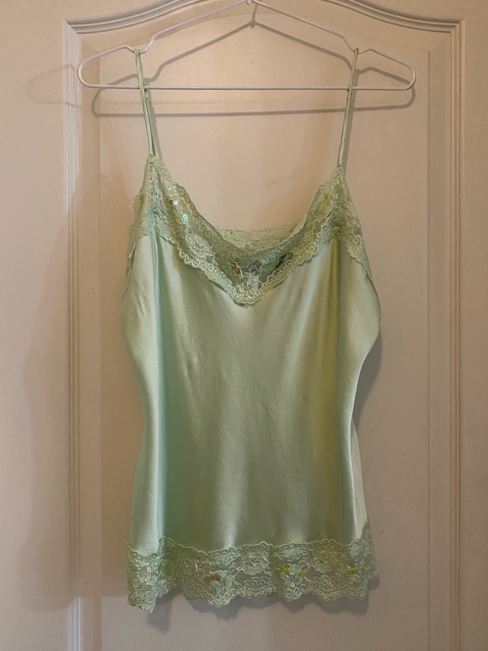 Vintage New York & Company light green silk cami w embellished lace trim size L